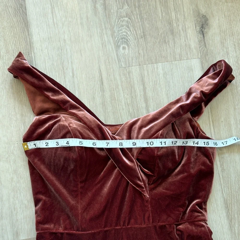 Revelry Bardot Velvet Dress sz 6 - Picture 4 of 14